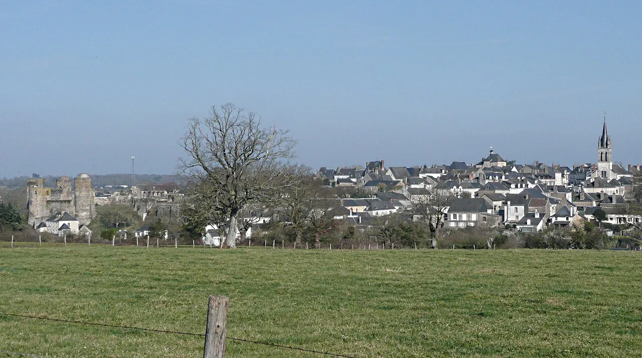 Vue générale de Pouancé, à Ombrée d’Anjou